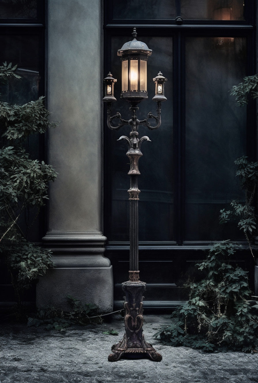 "Borzuj" - Decorative wrought iron lantern